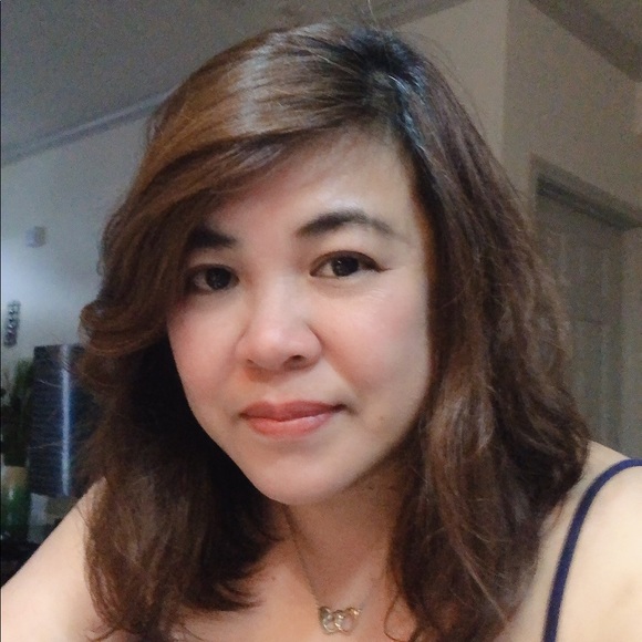 Meet your Posher, Kris tina - Picture 1 of 2